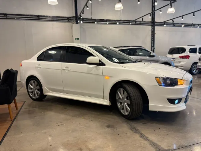 Mitsubishi Lancer 2.0 16V 160cv Aut. 2013