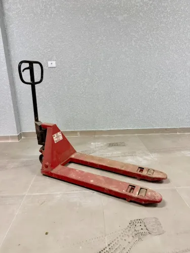 Transpalete Paleteira Hidráulico 2,5 Toneladas 