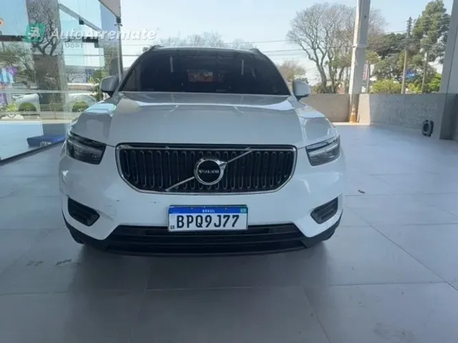 Volvo XC40 T-4 2.0 190cv FWD 2019