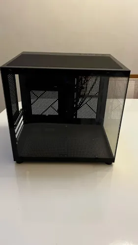 Gabinete Gamer Aquário PCYES Forcefield Mini Black Vulcan, Vidro Temperado, Micro ATX