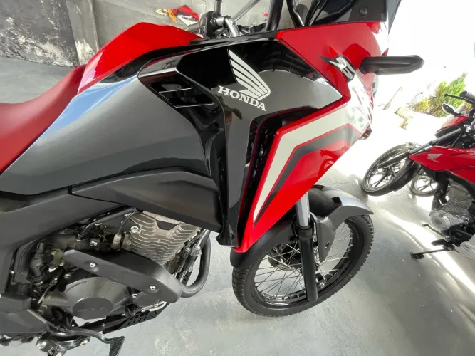Vanda ou troca por moto de maior ou menor valor ..