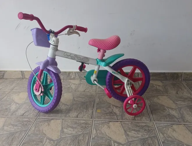 Bicicleta infantil  + patinete infantil 