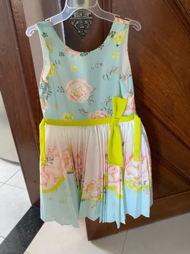Vestido social infantil ideal para casamento infantil