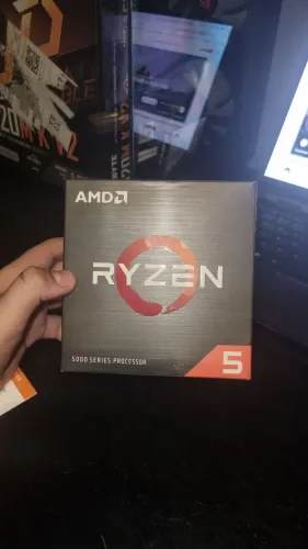Ryzen 5 5500 nunca usado (pinos tortos de fabrica) 