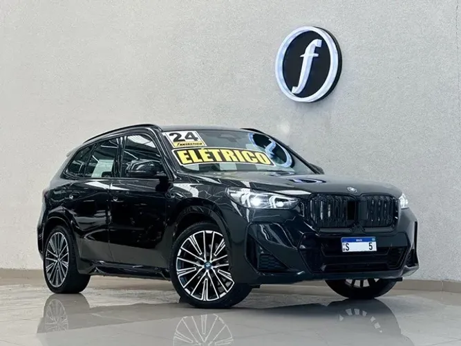 BMW IX1 Xdrive 30 M Sport (elétrico) 2024