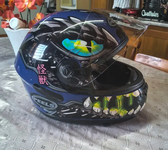 Capacete Peels Spikezilla