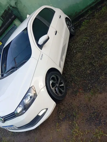 Volkswagen Gol Geração VI I-trend 1.0 8V Total Flex Mec. 4P 2015