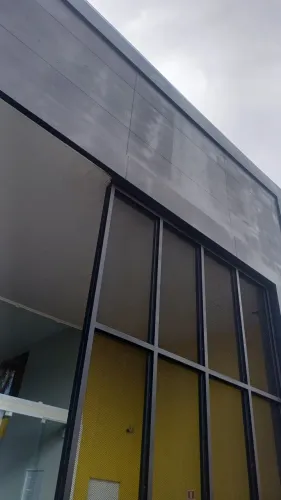 Pintura de fachada de acm e ferro 