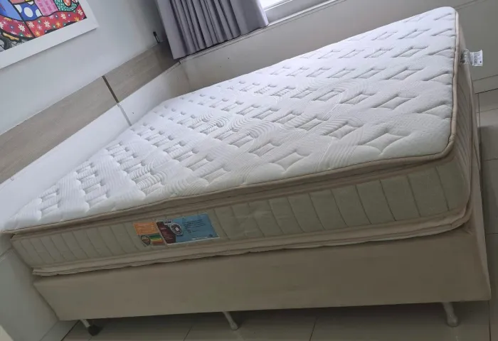 Cama Queen