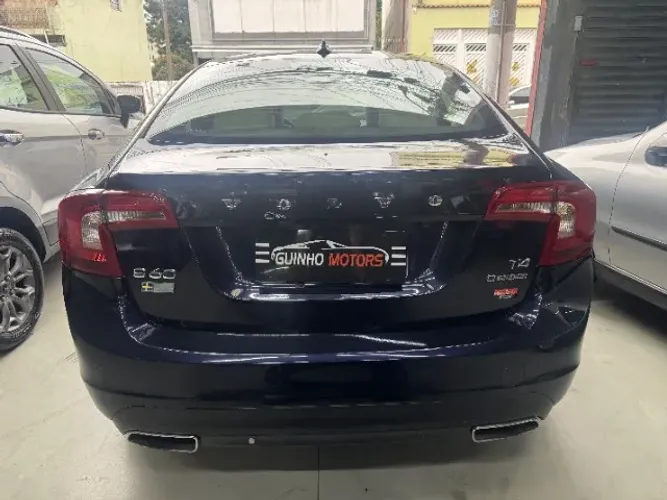 Volvo S60 T-4 Momentum 2.0 190cv 4P 2017