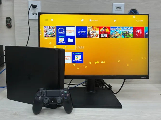 Ps4 Slim 1TB destravado 