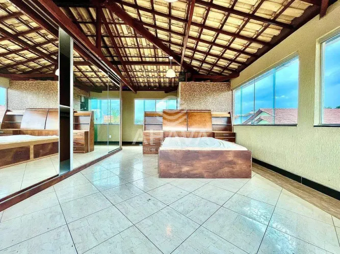 Casa com 4 Quartos à Venda - 640m² - Trevo - Próximo à Avenida Otacílio Negrão de Lima