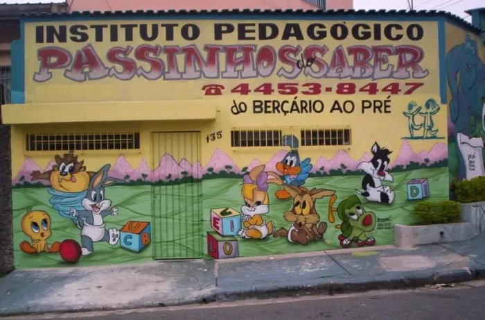 Grafite pinturas em.geral troco por Pc ou material construção