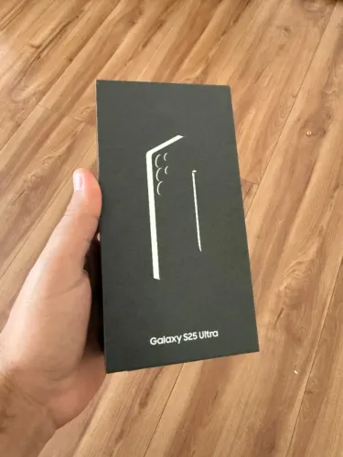 Samsung Galaxy S25 Ultra 256GB Titânio Natural - Na Garantia + NF (Envio OLX)