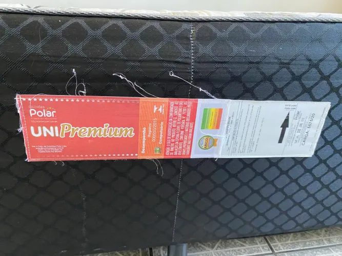 Cama box de solteiro com colchão conjugado