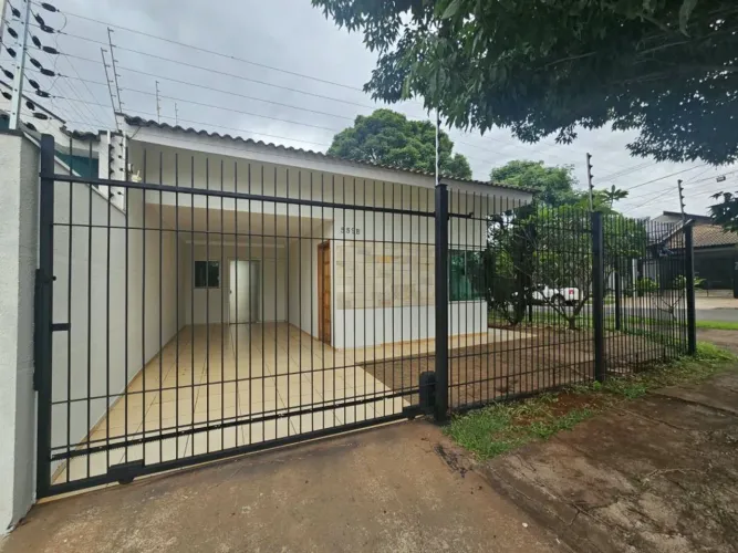 LOCAÇÃO | Casa, com 3 quartos em Jardim Itália, Maringá
