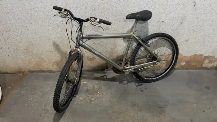 Bicicleta aro 24 média 
