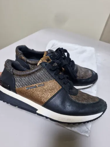 Tênis Michael Kors 37