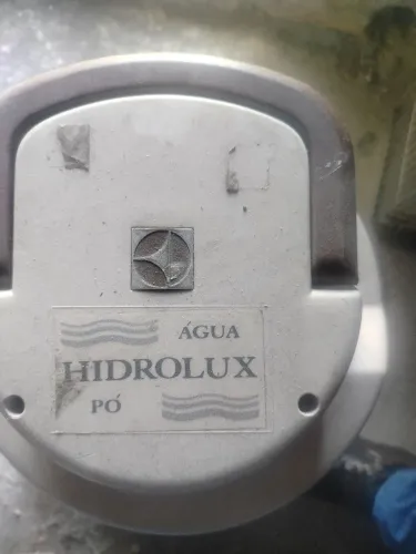 Aspirador de pó e água