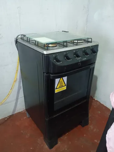 Fogão elétrico 4 bocas (usado)