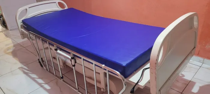 Cama hospitalar elétrica