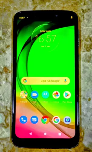Vendo celular Motorola.