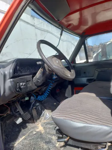 Vendo caminhão F12000