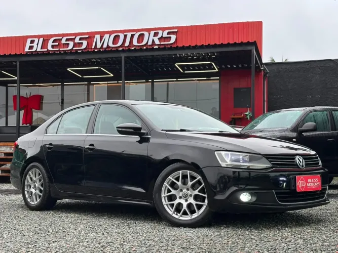 Volkswagen Jetta Highline 2.0 TSI 16V 4P Tiptronic 2013