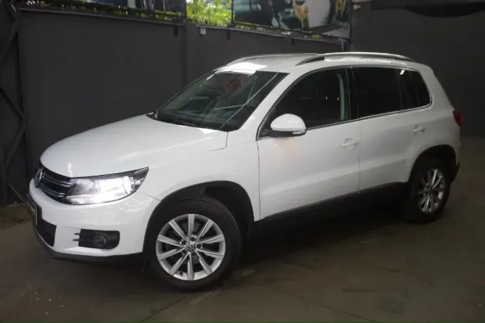 Volkswagen Tiguan 2.0 TSI 16V 200cv Tiptronic 5P 2015
