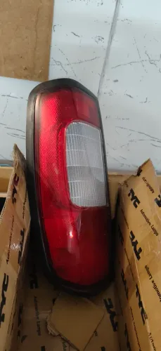 Lanterna traseira direita frontier Nissan 2002