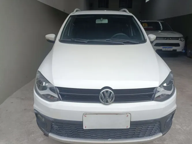 Volkswagen Crossfox 1.6 MI Total Flex 8V 5P 2011