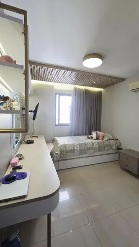 Porteira fechada! Apartamento perto do Colégio Maxi. 04 quartos, sendo 02 suítes.