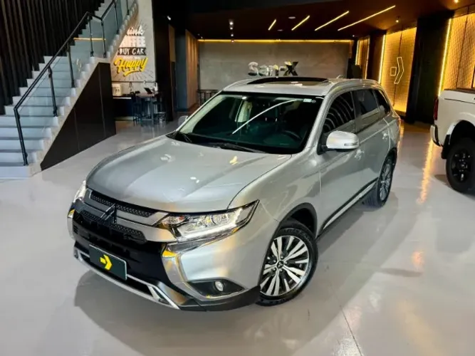 Mitsubishi Outlander HPE 2.0 16V 5P Aut. 2022