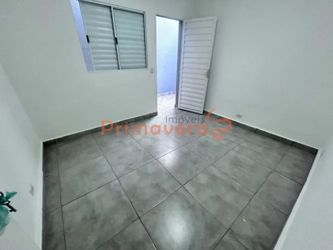 CASA PARA LOCAÇÃO ESTILO APARTAMENTO - toda reformada