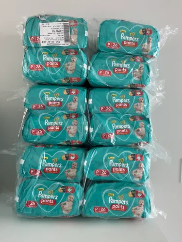 Lote de fralda Pampers Roupinha tamanho P