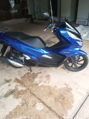 Moto seminova
