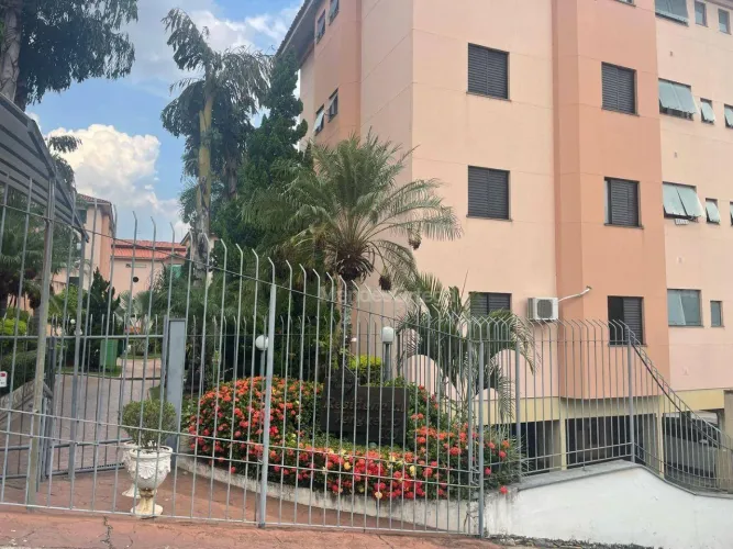 Apartamento com 3 dormitórios para alugar, 88 m² por R$ 2.601,87/mês - Jardim Faculdade -