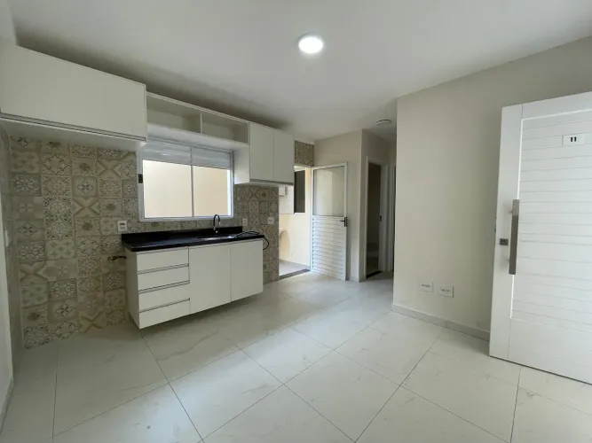Apartamento novo à venda com armários embutidos na cozinha e banheiro - Parque São Lucas,