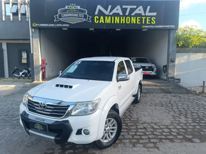 Toyota Hilux CD SRV D4-d 4X4 3.0 TDI Diesel AUT 2015