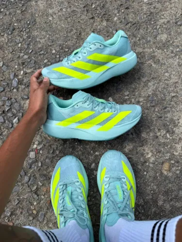 Tênis Adidas Adizero EVO SL Importado Unissex Turquesa/Amarelo Neon - Disponível 34 AO 43