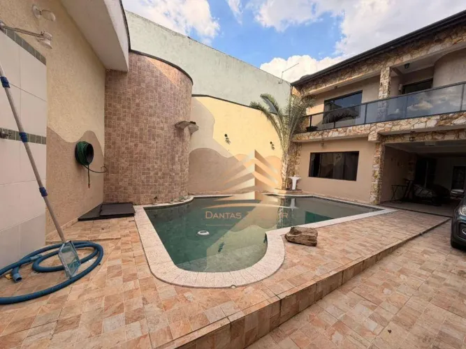 Sobrado com 4 dormitórios à venda, 250 m² por R$ 990.000,00 - Jardim Normandia - Guarulhos