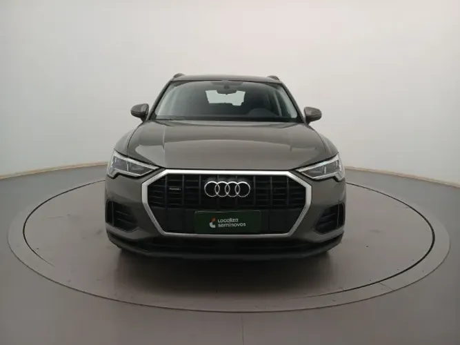 Audi Q3 Perf. Black 2.0 TFSI Tiptr. Quattro 2024