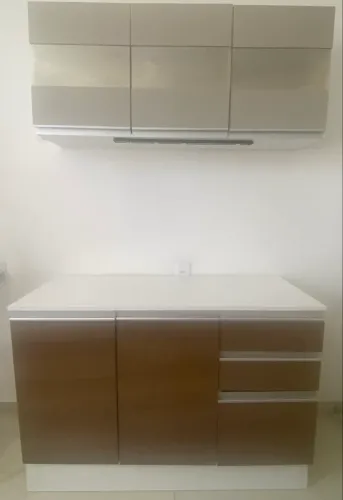 Vendo móveis por motivo de viagem