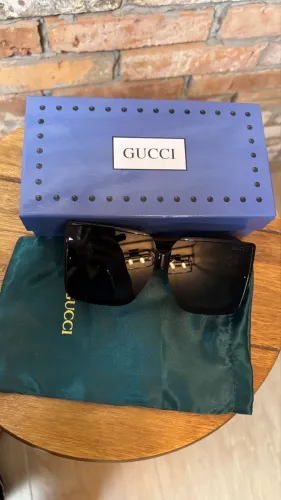 óculos de sol gucci preto 6138