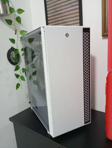 Pc gamer Xeon 2680v4 rx6600 8gb