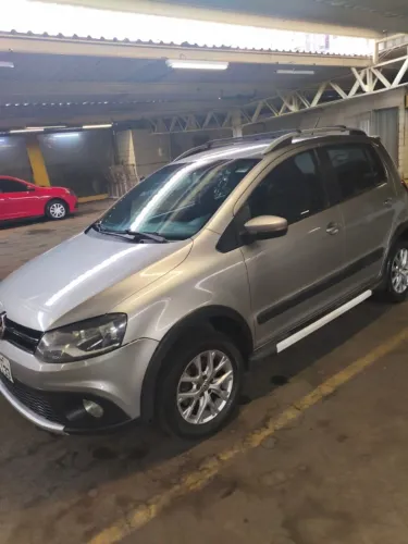 Volkswagen Crossfox 1.6 MI Total Flex 8V 5P 2013
