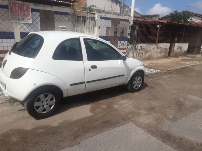 Ford KA GL 1.0i Zetec Rocam 2001