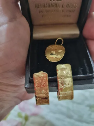 Conjunto brinco e anel escrava.