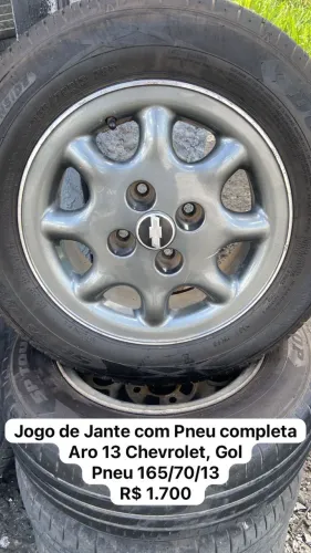 Jogo de Jante e pneu  Aro 13 Chevrolet e Gol