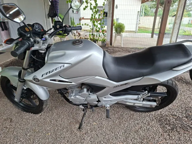 Yamaha Fazer 250 2012 Impecável em Tramandaí | Econômica | Pronta pra Rodar | R$13.00